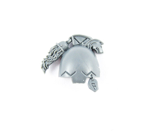 Schulterpanzer Wolf Guard Terminators B0429