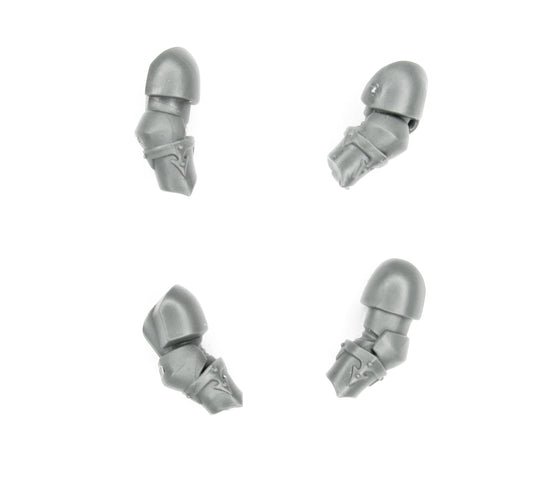 4x Arm Chaos Space Marines Legionaries B2214