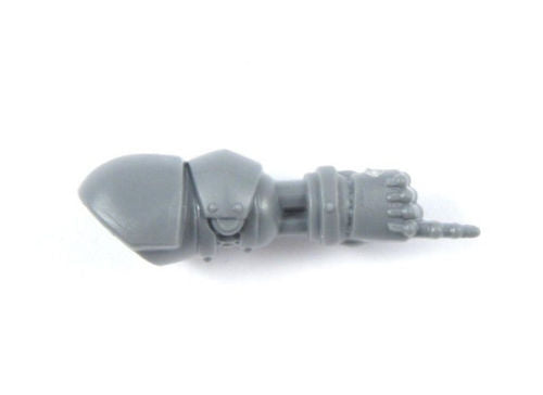 Arm Sergeant Devastator Squad B0498